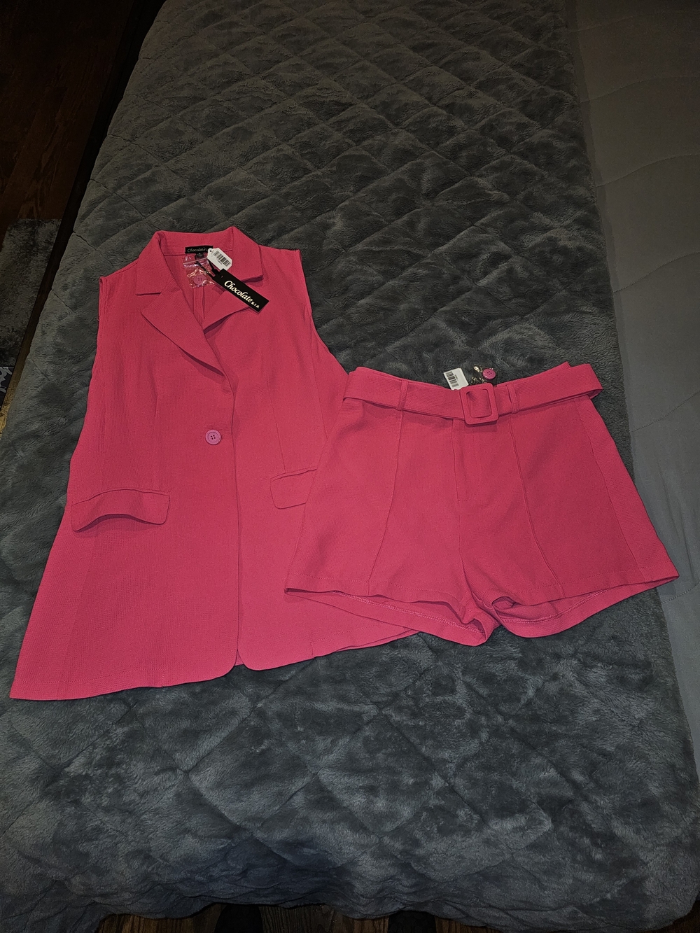 NWT Chocolate Pink Sleeveless Blazer & Belted Shorts Set